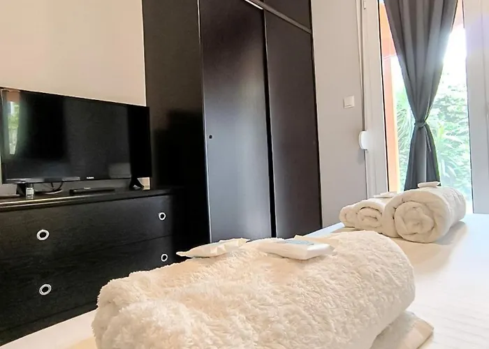 Zak's House *